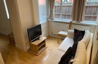 Raddlebarn Road, Selly Park, Birmingham - Image 2